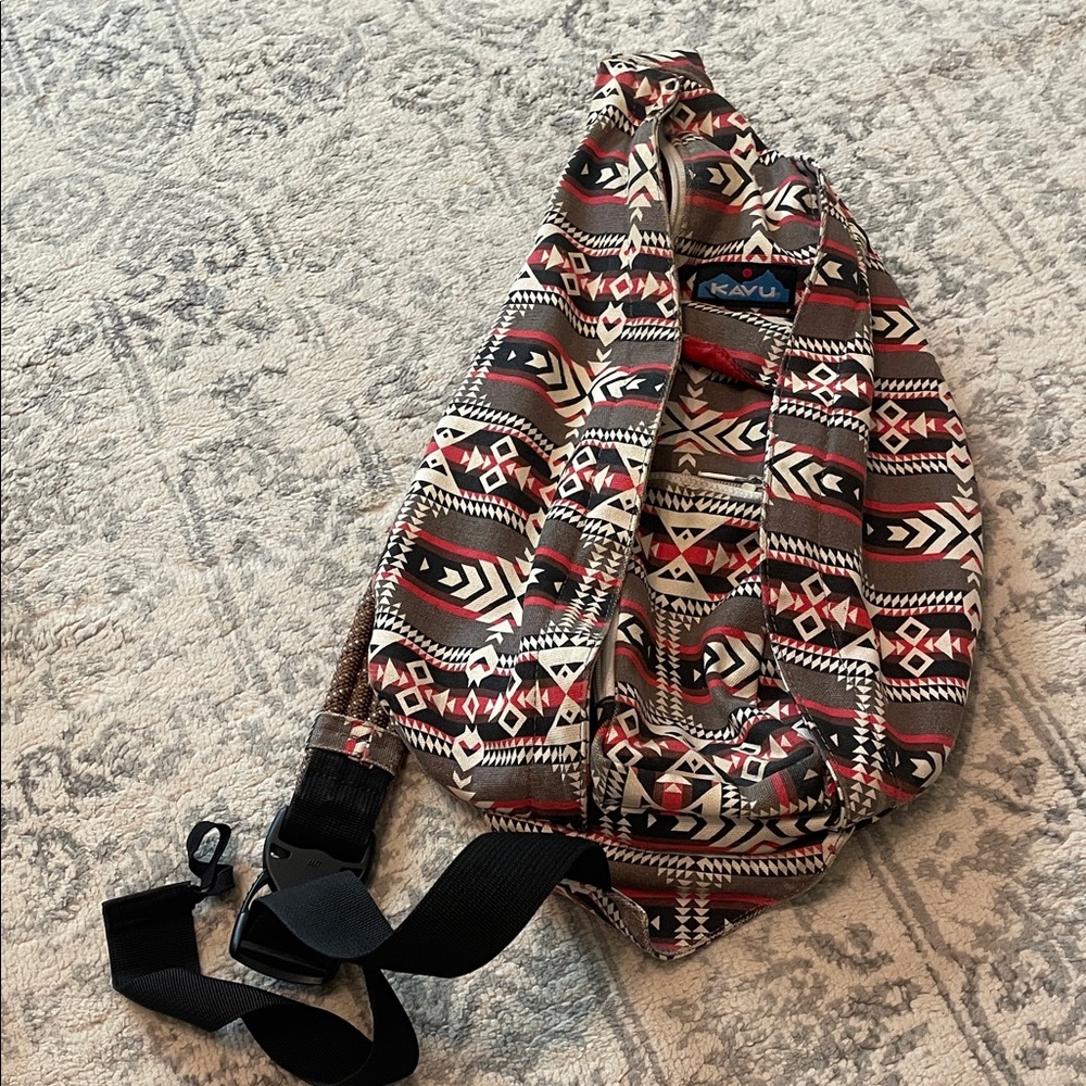 Kavu Geometric Sling Bag in Red and Black